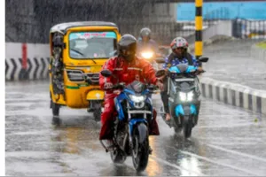 IMD Alert: ਤਾਮਿਲਨਾਡੂ ’ਚ ਭਾਰੀ ਮੀਂਹ, 12 ਜ਼ਿਲ੍ਹਿਆਂ ਲਈ ਅਲਰਟ