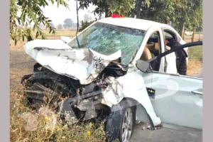 Road Accident: ਦੋ ਕਾਰਾਂ ਦੀ ਆਹਮੋ-ਸਾਹਮਣੇ ਟੱਕਰ,ਦੋ ਦੀ ਮੌਤ ਤੇ ਕਈ ਜ਼ਖਮੀ