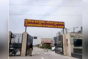 Security Alert: ਸਾਰੀਆਂ ਸਰਹੱਦਾਂ ਅਤੇ ਸੁਸਾਇਟੀਆਂ ‘ਤੇ ਵਧਾਈ ਚੌਕਸੀ, ਪੁਲਿਸ ਵੱਲੋਂ ਗਸ਼ਤ