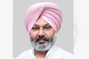 Yudh Nashyan Virudh: ‘ਯੁੱਧ ਨਸ਼ਿਆਂ ਵਿਰੁੱਧ’ ਮੁਹਿੰਮ ਨੂੰ ਵੱਡੀ ਸਫ਼ਲਤਾ, ਕਲਾਨੌਰ ਦਾ ਗੁਰਕੀਰਤ ਸਿੰਘ ਸ਼ਮਸ਼ਾਨਘਾਟ ‘ਚੋਂ ਨਸ਼ੇ ਸਮੇਤ ਫੜਿਆ