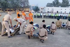 Kotkapura News: ਏਅਰ ਰੇਡ ਮੌਕ ਡਰਿਲ ਦਾ ਆਯੋਜਨ, ਲੋਕਾਂ ਨੂੰ ਐਮਰਜੈਂਸੀ ਹਾਲਾਤਾਂ ਬਾਰੇ ਕੀਤਾ ਜਾਗਰੂਕ