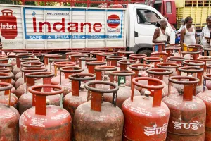 LPG Gas Booking: ਪ੍ਰਵਾਸੀ ਮਜ਼ਦੂਰਾਂ ਲਈ ਰਾਹਤ, ਸਾਰੇ ਸੂਬਿਆਂ ’ਚ ਐਲਪੀਜੀ ਸਿਲੰਡਰ ਸਬੰਧੀ ਆਇਆ ਚੰਗਾ ਫ਼ੈਸਲਾ