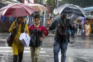 Weather News: ਪੰਜਾਬ ’ਚ ਮੀਂਹ, ਤੂਫਾਨ ਦੀ ਚਿਤਾਵਨੀ ਜਾਰੀ, ਜਾਣੋ ਮੌਸਮ ਸਬੰਧੀ ਪੂਰੀ ਅਪਡੇਟ