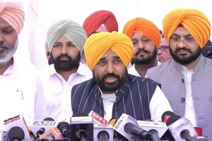 CM Punjab: ਮੋਦੀ ਸਰਕਾਰ ਖਾੜੀ ਜੰਗ ਦੀ ਆੜ ਵਿੱਚ ਲੋਕਾਂ ਤੋਂ ਆਪਣੀ ਵਿਦੇਸ਼ ਤੇ ਆਰਥਿਕ ਨੀਤੀ ਦੀਆਂ ਨਾਕਾਮੀਆਂ ਲੁਕਾਉਣ ਦੀ ਕੋਸ਼ਿਸ਼ ਕਰ ਰਹੀ: ਮੁੱਖ ਮੰਤਰੀ ਮਾਨ