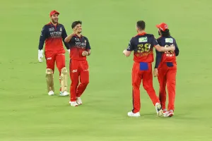 GT vs RCB: IPL ਫਾਈਨਲ, ਗੁਜਰਾਤ ਨੇ RCB ਨੂੰ ਦਿੱਤਾ 156 ਦੌੜਾਂ ਦਾ ਟੀਚਾ