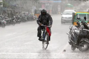 Heavy Rain Warning: ਤਾਮਿਲਨਾਡੂ ਦੇ ਕਈ ਜ਼ਿਲ੍ਹਿਆਂ ’ਚ ਭਾਰੀ ਮੀਂਹ ਦੀ ਚੇਤਾਵਨੀ, ਤੇਜ਼ ਹਵਾਵਾਂ ਚੱਲਣ ਦੀ ਸੰਭਾਵਨਾ 