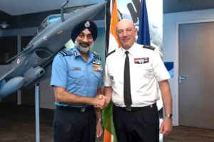 Air Force Chief France Visit: ਹਵਾਈ ਸੈਨਾ ਮੁਖੀ ਦਾ ਫਰਾਂਸ ਦੌਰਾ, ਮਜ਼ਬੂਤ ਹੋਈ ਦੋਵਾਂ ਦੇਸ਼ਾਂ ਵਿਚਕਾਰ ਰੱਖਿਆ ਭਾਈਵਾਲੀ