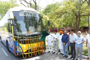 Punjab News: ਪੰਜਾਬ ਤੋਂ ਦਿੱਲੀ ਏਅਰਪੋਰਟ ਲਈ ਪਨਬੱਸ ਦੀਆਂ 5 ਨਵੀਆਂ ਵੋਲਵੋ ਬੱਸਾਂ ਰਵਾਨਾ