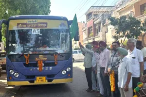Punjab Free Pilgrimage Scheme: ਡਾ. ਸੰਨੀ ਸਿੰਘ ਆਹਲੂਵਾਲੀਆ ਨੇ ‘ਮੁੱਖ ਮੰਤਰੀ ਤੀਰਥ ਯਾਤਰਾ ਯੋਜਨਾ’ ਤਹਿਤ ਦੋ ਬੱਸਾਂ ਨੂੰ ਦਿਖਾਈ ਹਰੀ ਝੰਡੀ