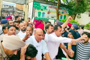 Abohar News: ਮੇਅਰ ਐਲਾਨ ਖਿਲਾਫ਼ ਭਾਜਪਾ ਦਾ ਡੀਸੀ ਦਫ਼ਤਰ ਬਾਹਰ ਪ੍ਰਦਰਸ਼ਨ