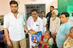 Bathinda News: ਮੇਰੀ ਰਸੋਈ ਯੋਜਨਾ, ਮੇਅਰ ਨੇ ਲੋੜਵੰਦ ਪਰਿਵਾਰਾਂ ਨੂੰ ਵੰਡੀਆਂ ਰਾਸ਼ਨ ਕਿੱਟਾਂ