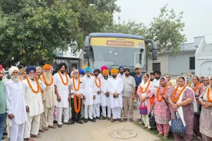 Bhadson News: ਚੇਅਰਮੈਨ ਜੱਸੀ ਸੋਹੀਆਂ ਵਾਲਾ ਨੇ ਪਿੰਡ ਤਰਖੇੜੀ ਕਲਾਂ ਤੇ ਤਰਖੇੜੀ ਖੁਰਦ ਤੋਂ ਮੁੱਖ ਮੰਤਰੀ ਤੀਰਥ ਯਾਤਰਾ ਬੱਸ ਨੂੰ ਰਵਾਨਾ ਕੀਤਾ