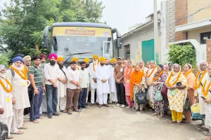 Jassi Sohianwala: ਚੇਅਰਮੈਨ ਜੱਸੀ ਸੋਹੀਆਂ ਵਾਲਾ ਨੇ ਪਿੰਡ ਸਮਸ਼ਪੁਰ ਤੇ ਛੰਨਾਂ ਝੰਬਾਲੀ ਤੋਂ ਮੁੱਖ ਮੰਤਰੀ ਤੀਰਥ ਯਾਤਰਾ ਤਹਿਤ 2 ਬੱਸਾਂ ਨੂੰ ਕੀਤਾ ਰਵਾਨਾ