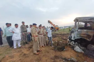 Rajasthan Road Accident: ਰਾਜਸਥਾਨ ਦੇ ਦੌਸਾ ਵਿੱਚ ਦਿੱਲੀ-ਮੁੰਬਈ ਐਕਸਪ੍ਰੈਸਵੇਅ 'ਤੇ ਬੱਸ ਅਤੇ ਟਰੱਕ ਦੀ ਟੱਕਰ, ਸੱਤ ਲੋਕਾਂ ਦੀ ਮੌਤ