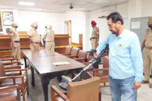 Bomb Threat Punjab: ਫ਼ਰੀਦਕੋਟ ਡੀਸੀ ਦਫ਼ਤਰ ਨੂੰ ਬੰਬ ਨਾਲ ਉਡਾਉਣ ਦੀ ਧਮਕੀ, ਪੁਲਿਸ ਵੱਲੋਂ ਸਰਚ ਆਪ੍ਰੇਸ਼ਨ ਜਾਰੀ