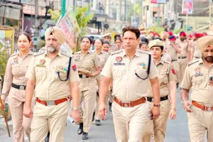 Faridkot News: ਸੁਤੰਤਰਤਾ ਦਿਵਸ ਦੇ ਮੱਦੇਨਜ਼ਰ ਫ਼ਰੀਦਕੋਟ ਪੁਲਿਸ ਵੱਲੋਂ ਸਖ਼ਤ ਸੁਰੱਖਿਆ ਪ੍ਰਬੰਧ, ਤਿੰਨਾਂ ਸ਼ਹਿਰਾਂ ’ਚ ਫਲੈਗ ਮਾਰਚ