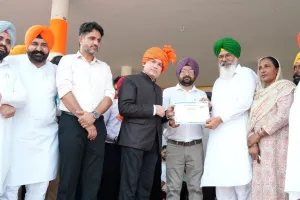 Faridkot News: ਇੰਸਪੈਕਟਰ ਮਾਣਕ ਸਿੰਘ ਨੂੰ ਸ਼ਾਨਦਾਰ ਸੇਵਾਵਾਂ ਬਦਲੇ ਸਨਮਾਨ
