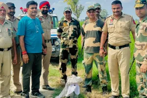 Pakistan ਤੋਂ ਡਰੋਨ ਰਾਹੀਂ ਹਥਿਆਰ ਭੇਜਣ ਦੀ ਸਾਜ਼ਿਸ਼ ਬੇਨਕਾਬ, ਫਾਜ਼ਿਲਕਾ ’ਚ ਪਿਸਤੌਲ, ਮੈਗਜ਼ੀਨ ਤੇ ਕਾਰਤੂਸ ਬਰਾਮਦ
