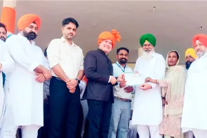 Independence Day 2026: ਆਜ਼ਾਦੀ ਦਿਵਸ ਮੌਕੇ ਬੀਡੀਪੀਓ ਦਫ਼ਤਰ ਦੇ ਸੁਪਰਡੈਂਟ ਮਨਪ੍ਰੀਤ ਸਿੰਘ ਸਨਮਾਨਿਤ