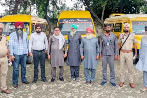 Jalalabad News: ਸੇਫ ਸਕੂਲ ਵਾਹਨ ਟੀਮ ਵੱਲੋਂ ਜਲਾਲਾਬਾਦ ਵਿਖੇ ਸਕੂਲੀ ਵੈਨਾਂ ਦੀ ਚੈਕਿੰਗ, 8 ਸਕੂਲੀ ਵੈਨਾਂ ਦੇ ਚਲਾਨ