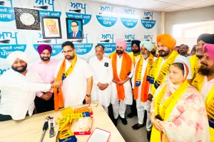 AAP Punjab: ਮੋਹਾਲੀ ਦੀ ਸਿਆਸਤ ’ਚ ਵੱਡਾ ਉਲਟਫੇਰ, ਕਾਂਗਰਸੀ ਆਗੂ ‘ਆਪ’ ’ਚ ਸ਼ਾਮਲ