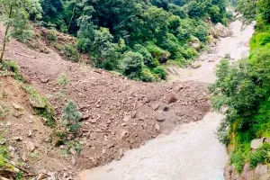 Nepal Bhotekoshi River: ਚੀਨ ਵਾਲੇ ਪਾਸੇ ਵੱਡੇ ਪੱਧਰ ’ਤੇ ਜ਼ਮੀਨ ਖਿਸਕਣ ਨਾਲ ਨੇਪਾਲ ਦੀ ਭੋਟੇਕੋਸ਼ੀ ਨਦੀ ਦਾ ਵਹਾਅ ਪ੍ਰਭਾਵਿਤ