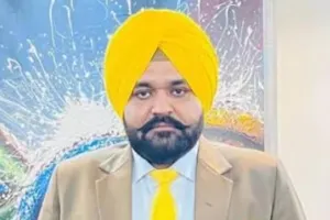 Punjab: ਓਐਸਡੀ ਰਾਜਵੀਰ ਸਿੰਘ ਘੁੰਮਣ ਨੇ ਅਕਾਲੀ ਦਲ ਦੇ ਆਗੂ ਬਿਕਰਮ ਸਿੰਘ ਮਜੀਠੀਆ ਨੂੰ ਇਲਜ਼ਾਮ ਸਾਬਤ ਕਰਨ ਜਾਂ ਮਾਫ਼ੀ ਮੰਗਣ ਦੀ ਦਿੱਤੀ ਚੁਣੌਤੀ