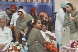 Punjab Congress News: ‘ਹਰ ਬੂਥ ਕਾਂਗਰਸ ਮਜ਼ਬੂਤ’ ਪ੍ਰੋਗਰਾਮ ਦੀ ਸ਼ੁਰੂਆਤ ’ਚ ਹੀ ਛਿੜਿਆ ਵਿਵਾਦ