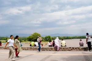 Punjab Weather: ਪੰਜਾਬ ਤੇ ਚੰਡੀਗੜ੍ਹ ’ਚ ਅੱਜ ਮੀਂਹ ਦੀ ਸੰਭਾਵਨਾ, 5 ਜ਼ਿਲ੍ਹਿਆਂ ਲਈ ਹਲਕੀ ਤੋਂ ਦਰਮਿਆਨੀ ਬਾਰਿਸ਼ ਦੀ ਸੰਭਾਵਨਾ