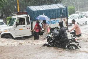 Heavy Rain: ਭਾਰੀ ਮੀਂਹ ਨਾਲ ਚੰਡੀਗੜ੍ਹ ਤੇ ਮੁਹਾਲੀ ਦੀਆਂ ਸੜਕਾਂ ਬਣੀਆਂ ਸਮੁੰਦਰ