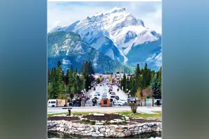 Banff Canada: ਵਿਗਿਆਨ ਅਤੇ ਕੁਦਰਤ ਦਾ ਅਦਭੁੱਤ ਪਹਾੜੀ ਸ਼ਹਿਰ, ਬੈਂਫ, ਕੈਨੇਡਾ