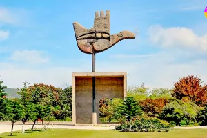 Chandigarh News: ਚੰਡੀਗੜ੍ਹ ’ਚ ਗੰਦਗੀ ਫੈਲਾਉਣ ’ਤੇ ਸਖ਼ਤੀ, ਖੁੱਲ੍ਹੇ ’ਚ ਕੂੜਾ ਸੁੱਟਣ ’ਤੇ ਹੋਵੇਗਾ ਜੁਰਮਾਨਾ