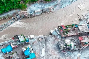 Flood Safety Tips: ਹੜ੍ਹਾਂ ਦੇ ਨੁਕਸਾਨ ਤੋਂ ਬਚਣ ਲਈ ਪਹਿਲਾਂ ਤਿਆਰੀਆਂ ਜ਼ਰੂਰੀ