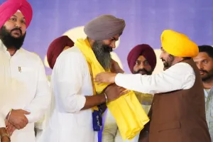 Zira News: ਗੁਰਪ੍ਰੀਤ ਸਿੰਘ ਸੇਖੋਂ ਹਜ਼ਾਰਾਂ ਸਮਰਥਕਾਂ ਸਮੇਤ ਆਪ 'ਚ ਸ਼ਾਮਲ