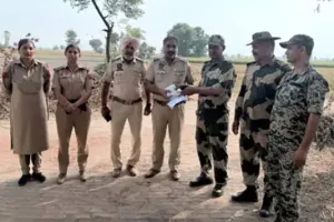 BSF Punjab News: ਬੀਐੱਸਐੱਫ ਤੇ ਪੰਜਾਬ ਪੁਲਿਸ ਦੀ ਸਾਂਝੀ ਕਾਰਵਾਈ, ਪਿਸਤੌਲ ਤੇ 3 ਜ਼ਿੰਦਾ ਕਾਰਤੂਸ ਬਰਾਮਦ