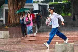Delhi NCR Weather Update: ਦਿੱਲੀ NCR ’ਚ ਮੀਂਹ ਨਾਲ ਵਧੀ ਠੰਢ, ਹਵਾ ਪ੍ਰਦੂਸ਼ਣ ’ਚ ਸੁਧਾਰ