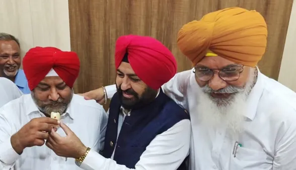 Faridkot Municipal Council: ਫ਼ਰੀਦਕੋਟ ਨਗਰ ਕੌਂਸਲ ਦੇ ਪ੍ਰਧਾਨ ਬਣੇ ਬਲਜਿੰਦਰ ਸਿੰਘ ਬੱਬੂ ਆਹੂਜਾ, 15 ਵੋਟਾਂ ਨਾਲ ਹਾਸਲ ਕੀਤੀ ਜਿੱਤ