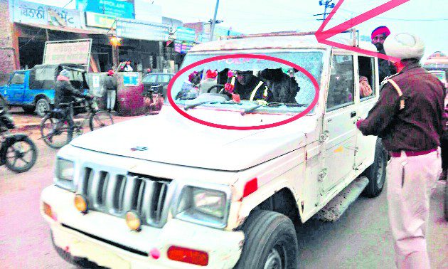 ਸੁਖਬੀਰ ਬਾਦਲ ਦੇ ਕਾਫ਼ਲੇ ‘ਤੇ ਪਥਰਾਅ