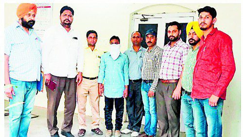 ਰਿਸ਼ਵਤ ਲੈਂਦਾ ਜੇਈ ਵਿਜੀਲੈਂਸ ਅੜਿੱਕੇ