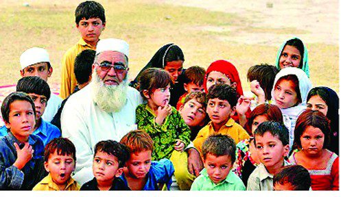 ਹਾਏ ਓ ਰੱਬਾ! ਤਿੰਨ ਪਾਕਿਸਤਾਨੀਆਂ ਦੇ 96 ਬੱਚੇ, ਕਹਿੰਦੇ ਅੱਲ੍ਹਾ ਦੀ ਦੇਣ