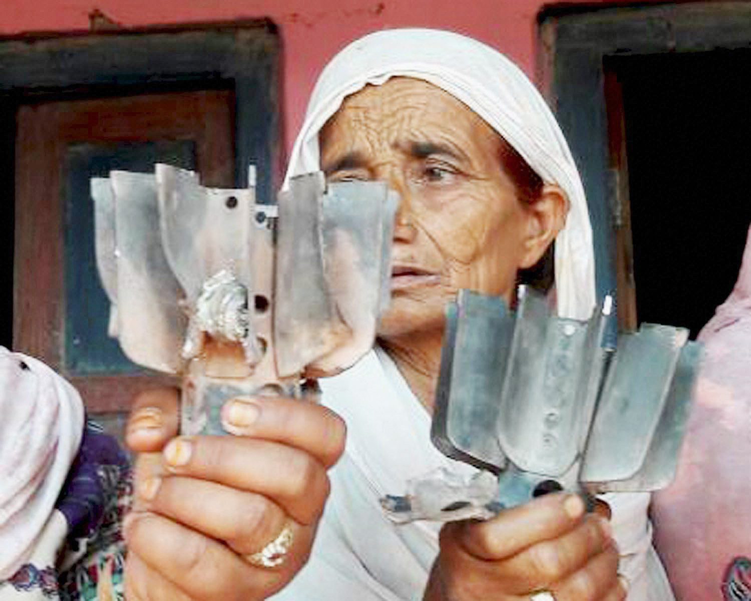 ਪੁੰਛ ‘ਚ ਫਿਰ ਸੀਜਫਾਇਰ ਉਲੰਘਣਾ, ਜਵਾਬੀ ਕਾਰਵਾਈ ‘ਚ 4 ਪਾਕਿ ਫੌਜੀ ਢੇਰ