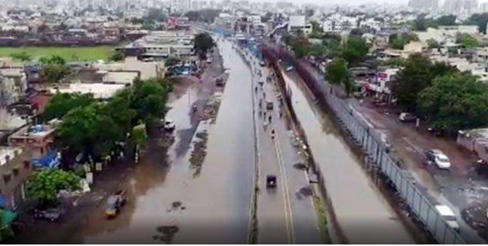 ਗੁਜਰਾਤ ਦੇ ਕੁਝ ਇਲਾਕਿਆਂ ‘ਚ ਭਾਰੀ ਮੀਂਹ