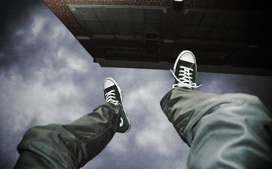 ਪਿੰਡ ਮਹਿਰਾਜ ਦੇ ਵਿਅਕਤੀ ਵੱਲੋਂ ਖੁਦਕੁਸ਼ੀ