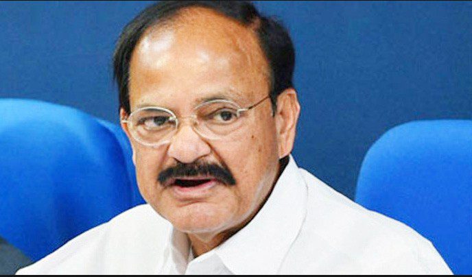 ਨਾਇਡੂ ਨੇ ਦਿੱਤਾ ਅਸਤੀਫ਼ਾ, ਅੱਜ ਭਰਨਗੇ ਉਪ ਰਾਸ਼ਟਰਪਤੀ ਅਹੁਦੇ ਲਈ ਨਾਮਜ਼ਦਗੀ