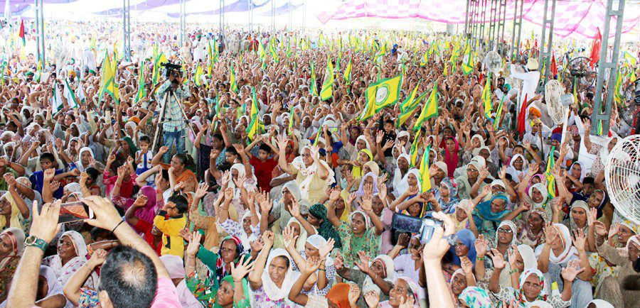 ਕਰਜ਼ਾ ਪੀੜਤ ਕਿਸਾਨਾਂ ਦੀ ਮਹਾਂ ਰੈਲੀ ਦੌਰਾਨ ਉਮੜਿਆ ਇਤਿਹਾਸਕ ਇਕੱਠ