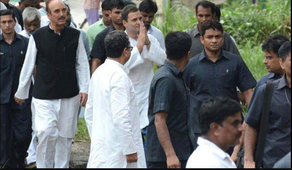 ਰਾਹੁਲ ਨੇ ਗੋਰਖਪੁਰ ‘ਚ ਪੀੜਤ ਪਰਿਵਾਰਾਂ ਨਾਲ ਕੀਤੀ ਮੁਲਾਕਾਤ