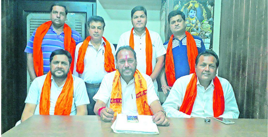 ਪੂਜਨੀਕ ਗੁਰੂ ਜੀ ਦੀ ਸਮਾਜ ਨੂੰ ਵੱਡੀ ਦੇਣ: ਸ਼ਿਵ ਸੈਨਾ ਆਗੂ