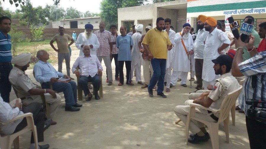 ਪਿੰਡ ਤਿਰਪਾਲ ਕੇ ਪੁਲਿਸ ਛਾਉਣੀ ਵਿੱਚ ਤਬਦੀਲ