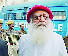 ਕਥਾਵਾਚਕ ਆਸਾਰਾਮ ਦਾ ਵੀਡੀਓ ਤੋੜ-ਮਰੋੜ ਕੇ ਦਿਖਾਉਣ ‘ਤੇ ਤਿੰਨ ਟੀਵੀ ਚੈੱਨਲਾਂ ਨੂੰ ਨੋਟਿਸ