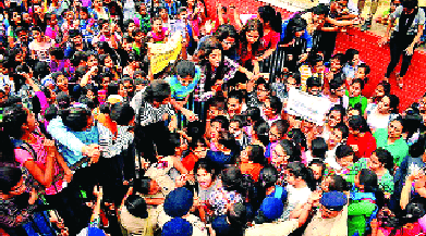 ਧੀਆਂ ਨੂੰ ਮੁਫ਼ਤ ਸਿੱਖਿਆ ਦਾ ਕਰਕੇ ਐਲਾਨ ਭੁੱਲ ‘ਗੀ ਸਰਕਾਰ